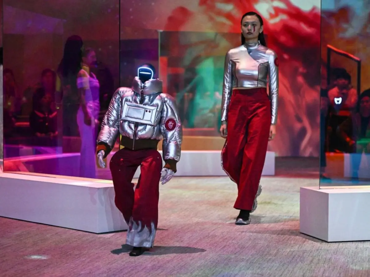Matching Looks for Human-Robot Pairs