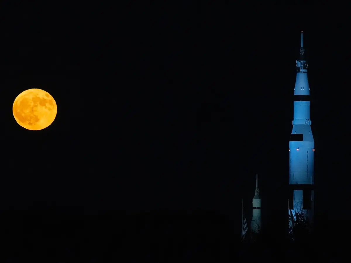 Chile witnesses rare 'Blue Moon', smallest full moon of the year