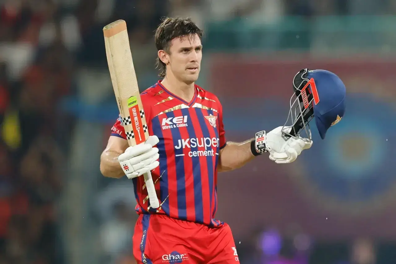 Mitchell Marsh (LSG) - 36 sixes