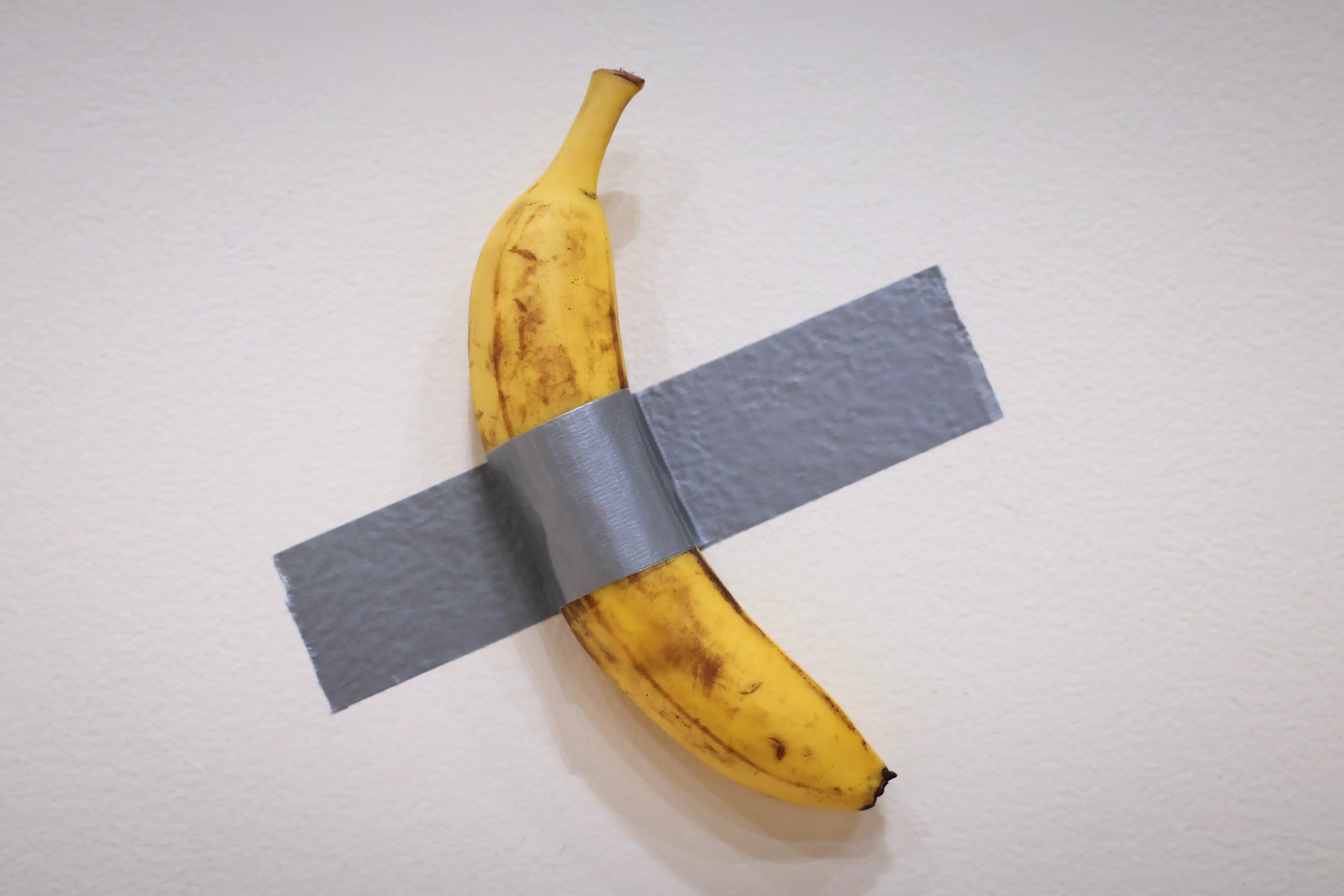 $6.2 million 'banana' from bizarre artwork stolen again, criminal lawsuit filed