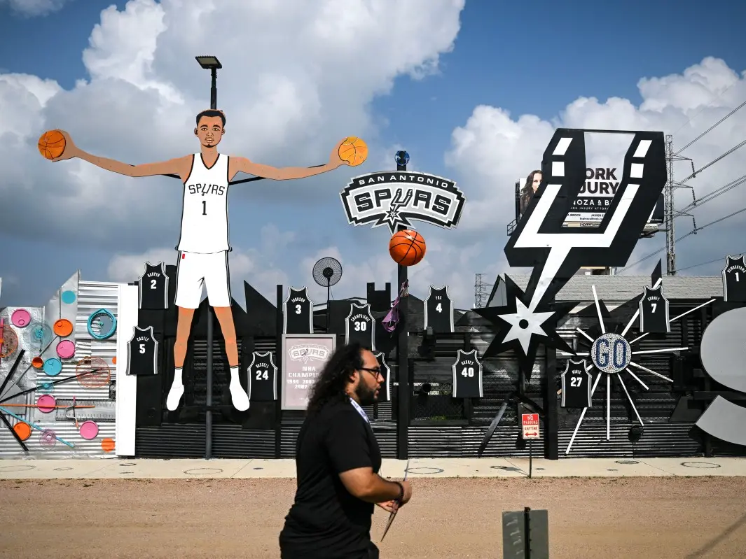 NBA Finals 2026: San Antonio Spurs vs New York Knicks. Check schedule, start time, live streaming and teams NBA Finals 2026: San Antonio Spurs vs New York Knicks. Check schedule, start time, live streaming and teams