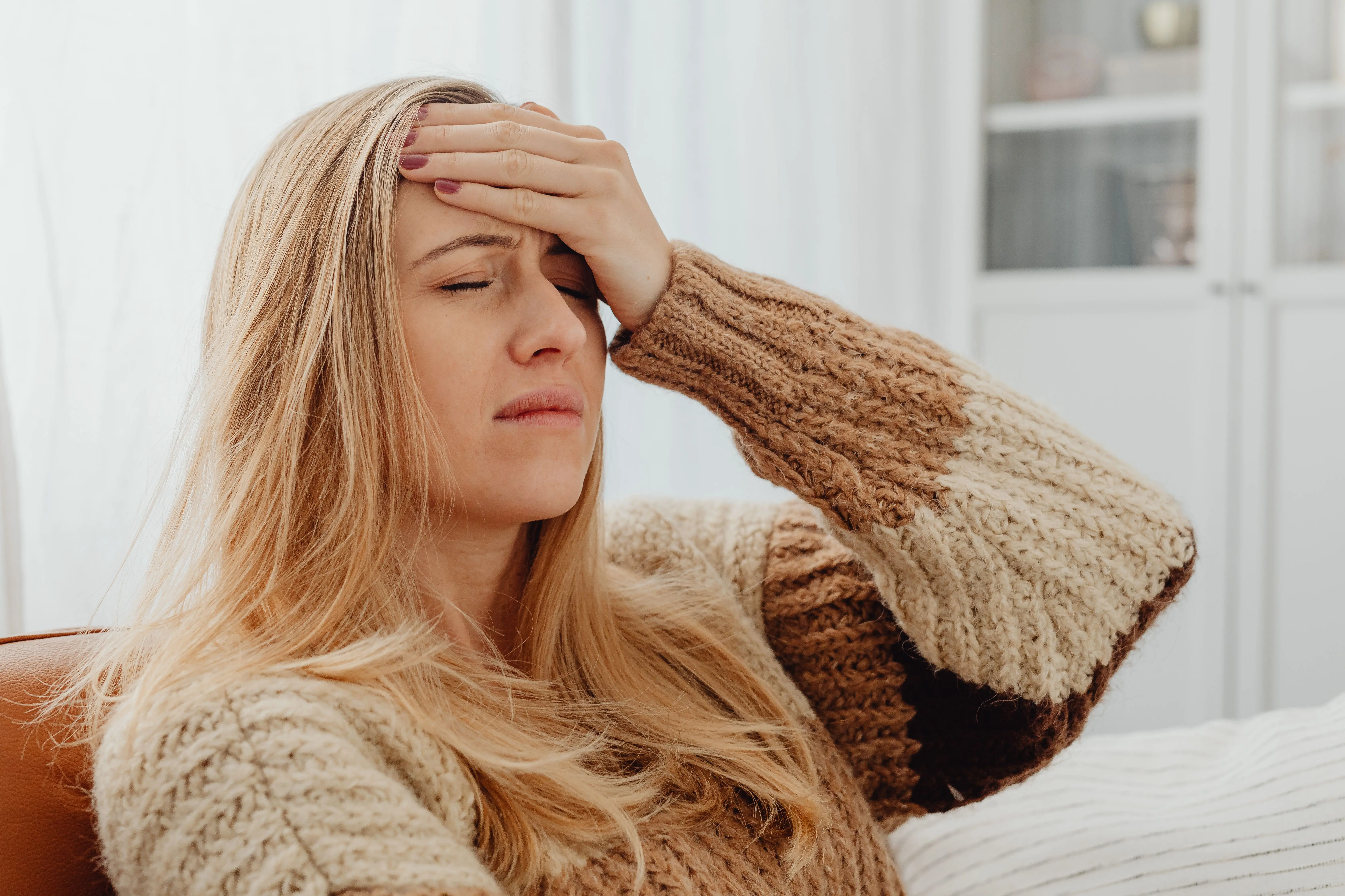 Science behind why sudden weather shifts cause intense migraines