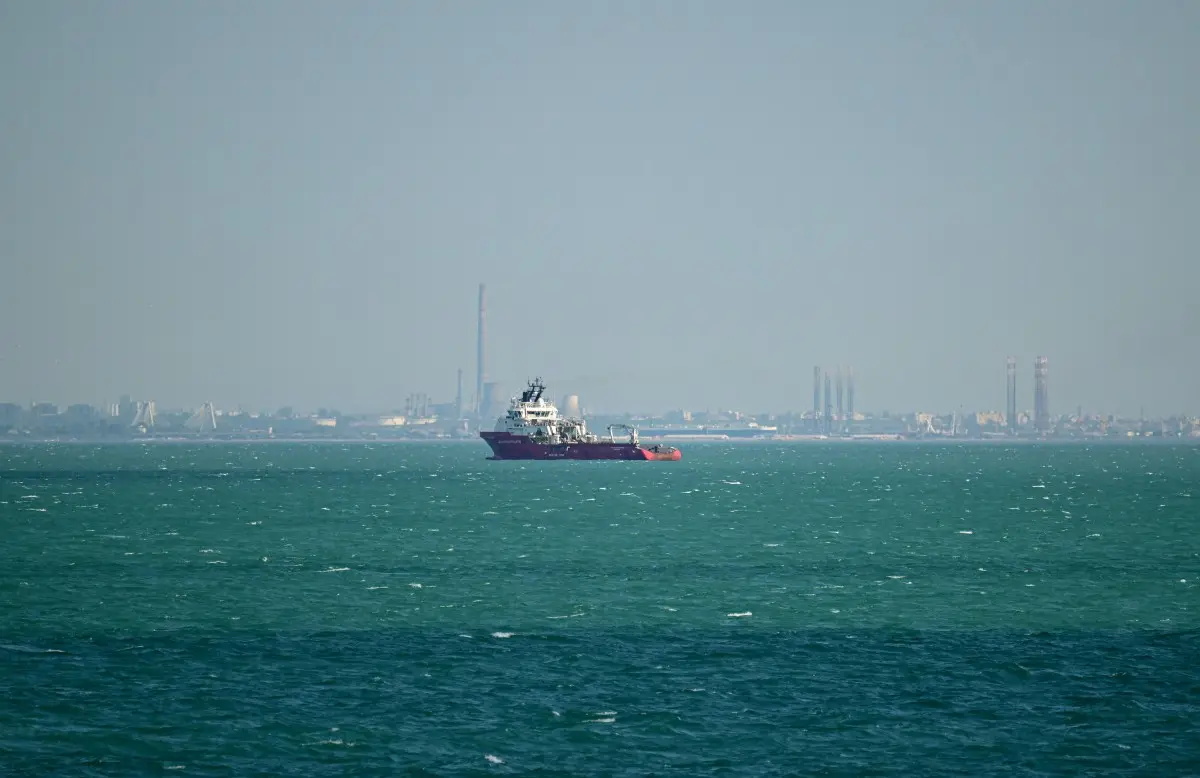 Explosion in Romania: Stray Ukrainian naval drone detonates near Constanța oil terminal