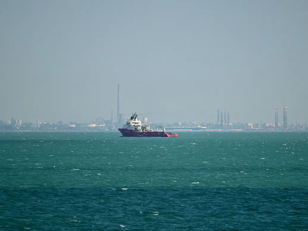Explosion in Romania: Stray Ukrainian naval drone detonates near Constanța oil terminal Explosion in Romania: Stray Ukrainian naval drone detonates near Constanța oil terminal