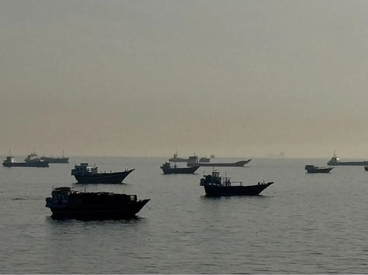 Oman’s Mina al-Fahal oil terminal resumes operations after halt due to blast Oman’s Mina al-Fahal oil terminal resumes operations after halt due to blast