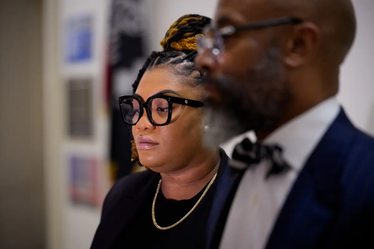 Who is Tova Noel? Former Epstein guard denies being orange figure seen on staircase