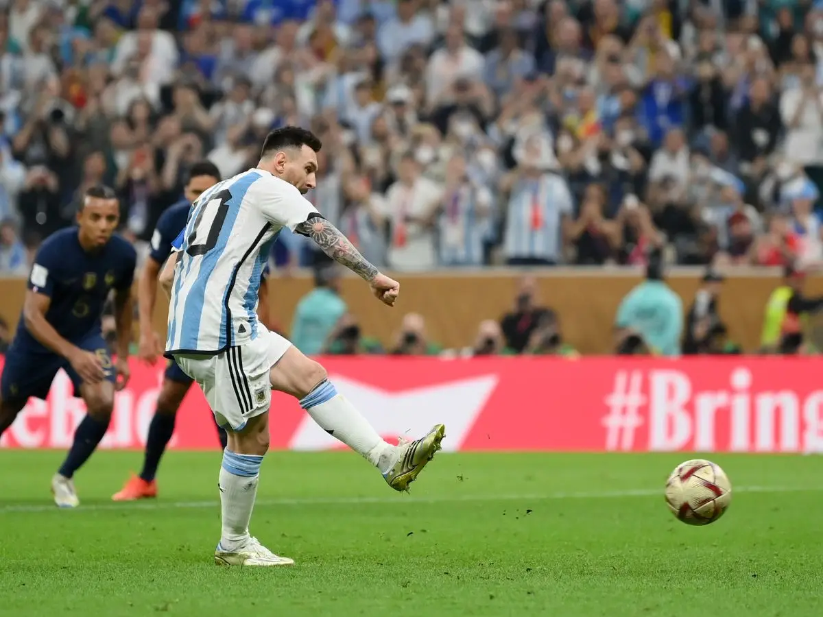Lionel Messi to retire? Argentina footballer doesn't 'know how to move forward' after death of his father Lionel Messi to retire? Argentina footballer doesn't 'know how to move forward' after death of his father