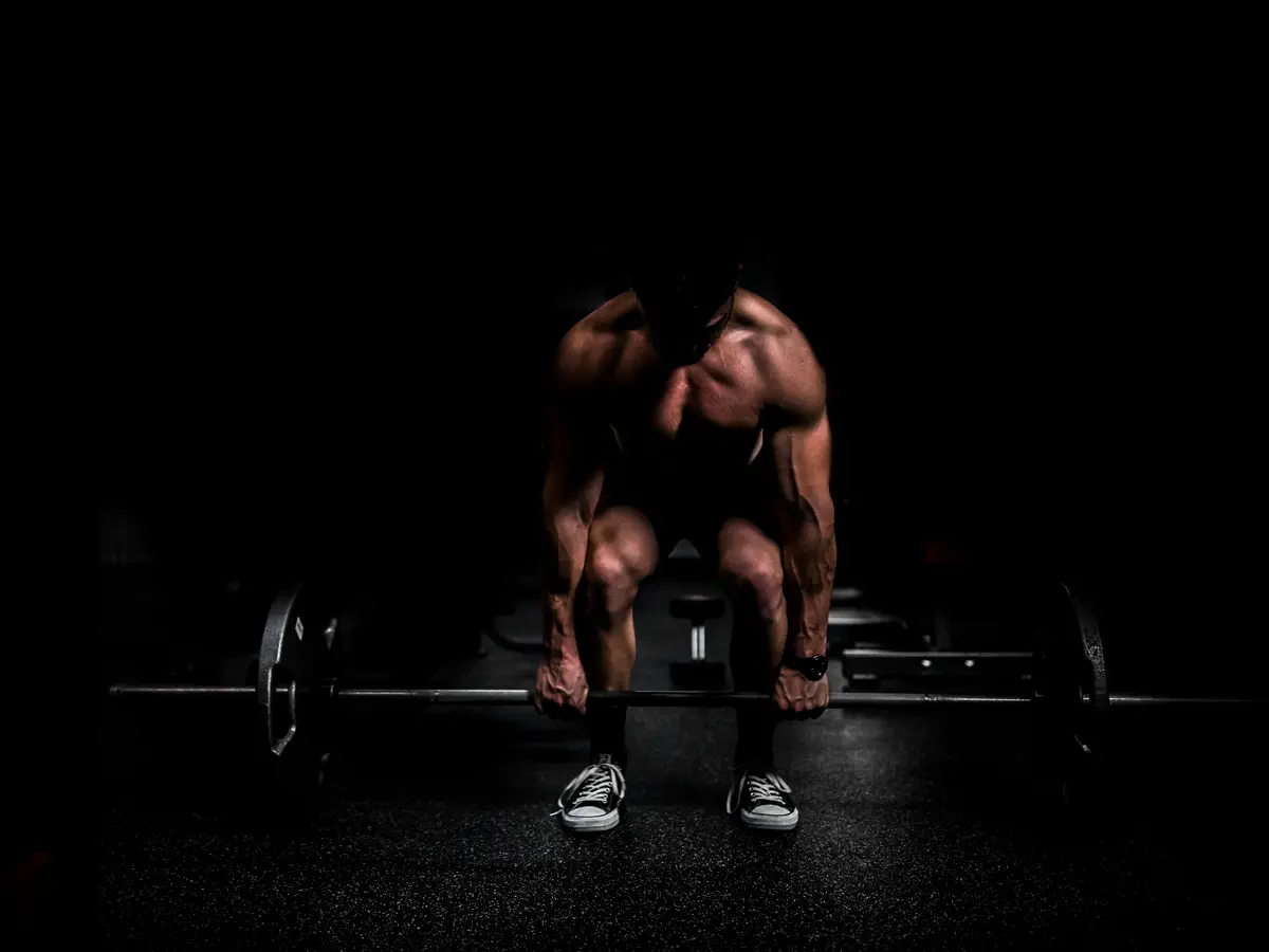 Nur 90 Minuten Krafttraining pro Woche können laut einer Harvard-Studie zu ...