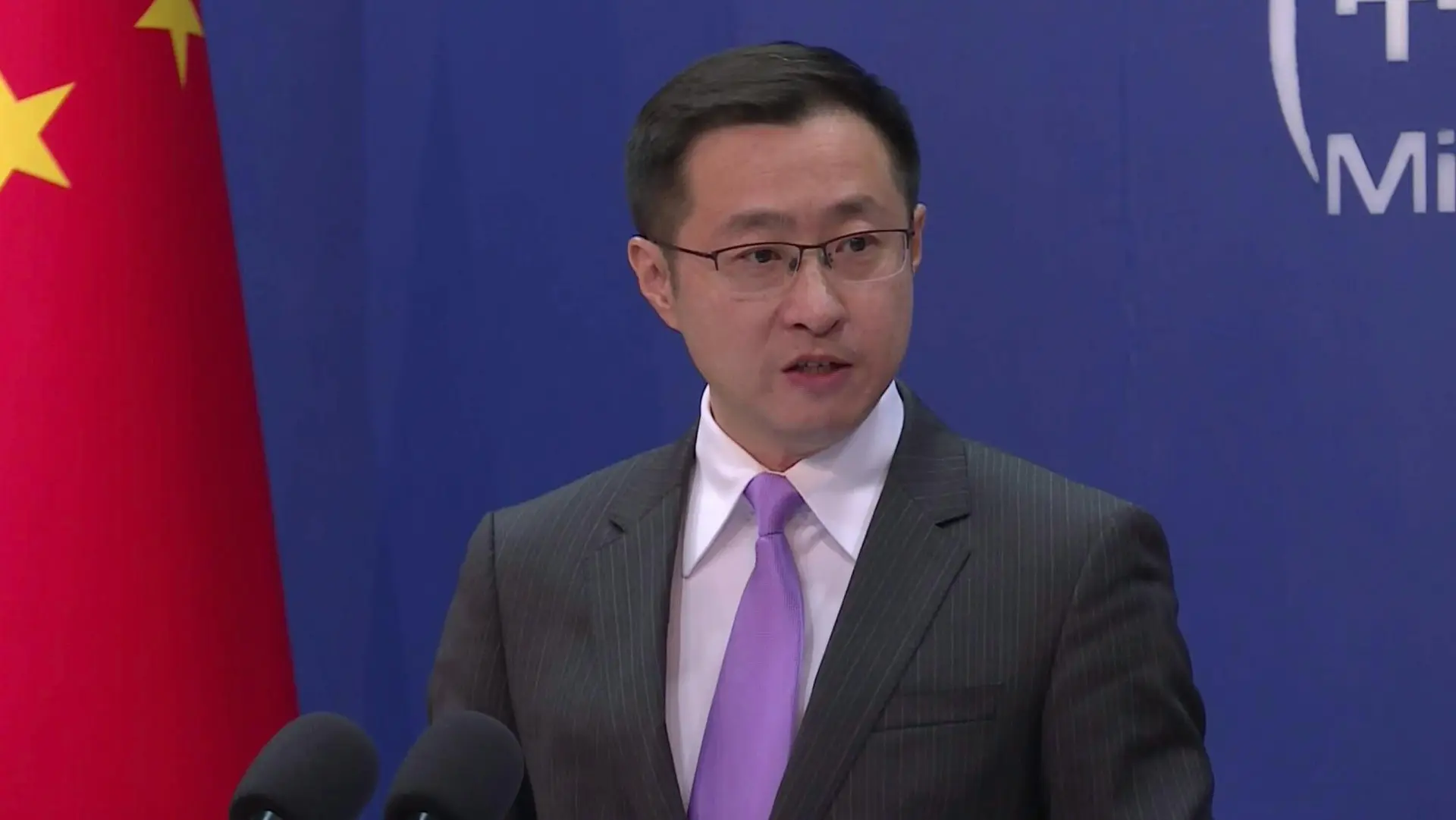 China tells India to see it as a partner, not a rival; backs dialogue on border disputes