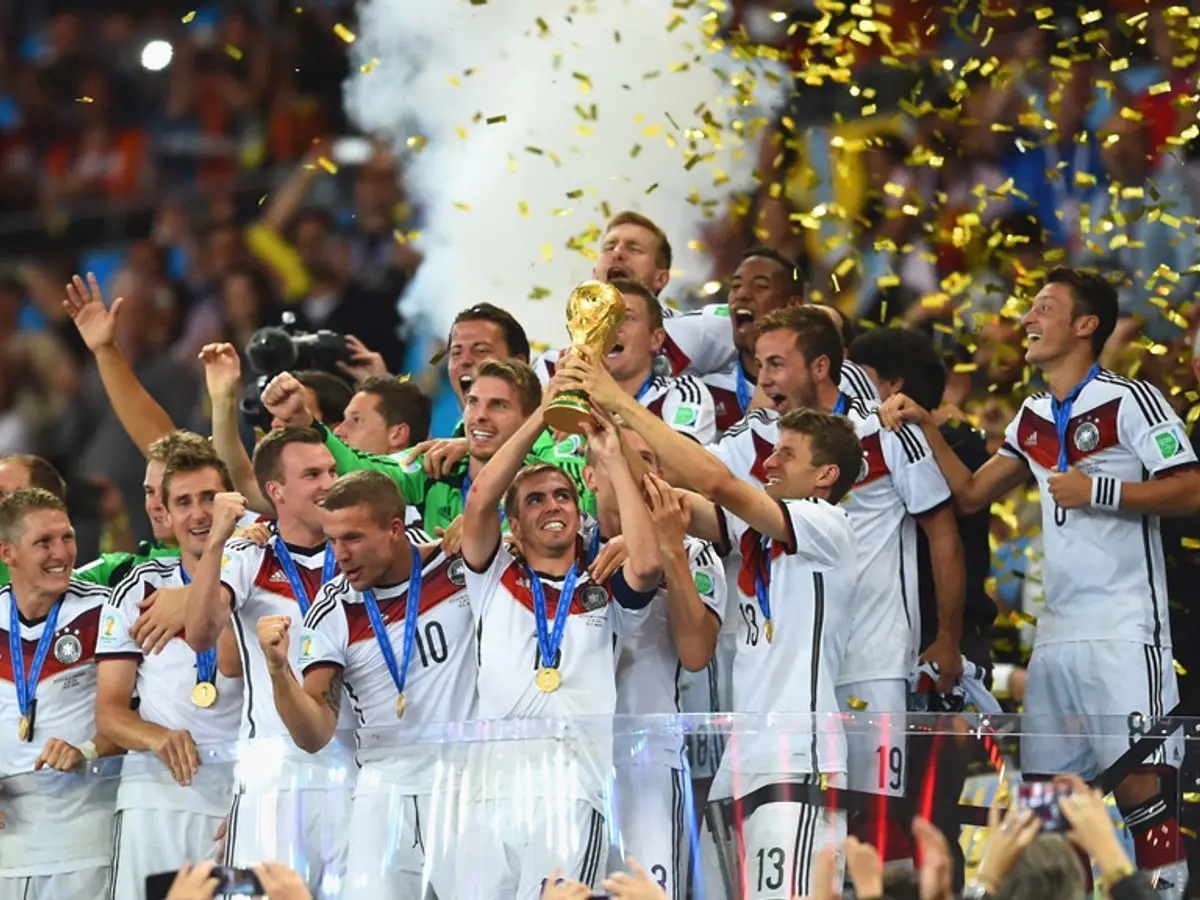 4 Times – Germany and Italy