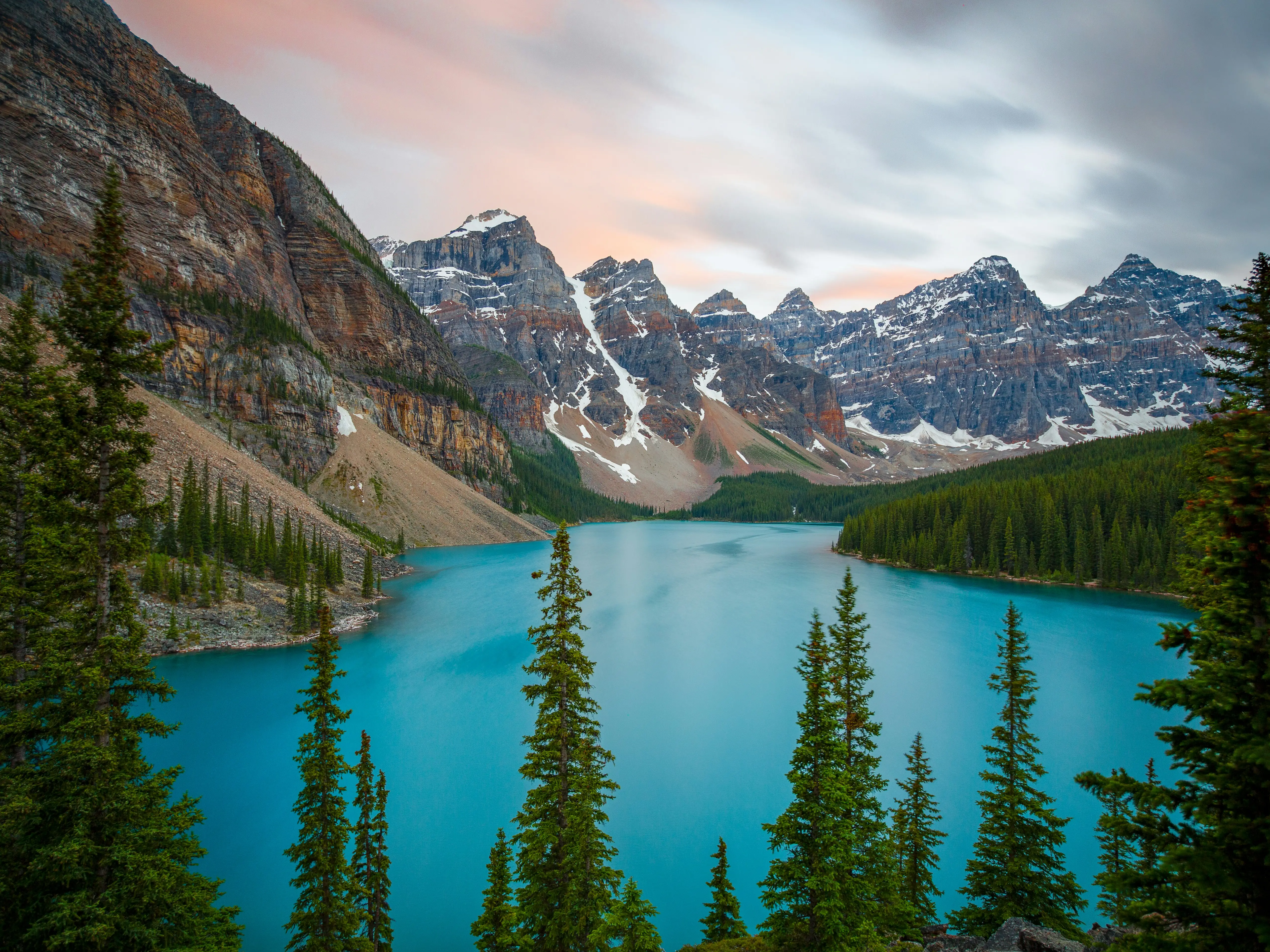 Looking for the world's most photogenic lake? This might be it Looking for the world's most photogenic lake? This might be it