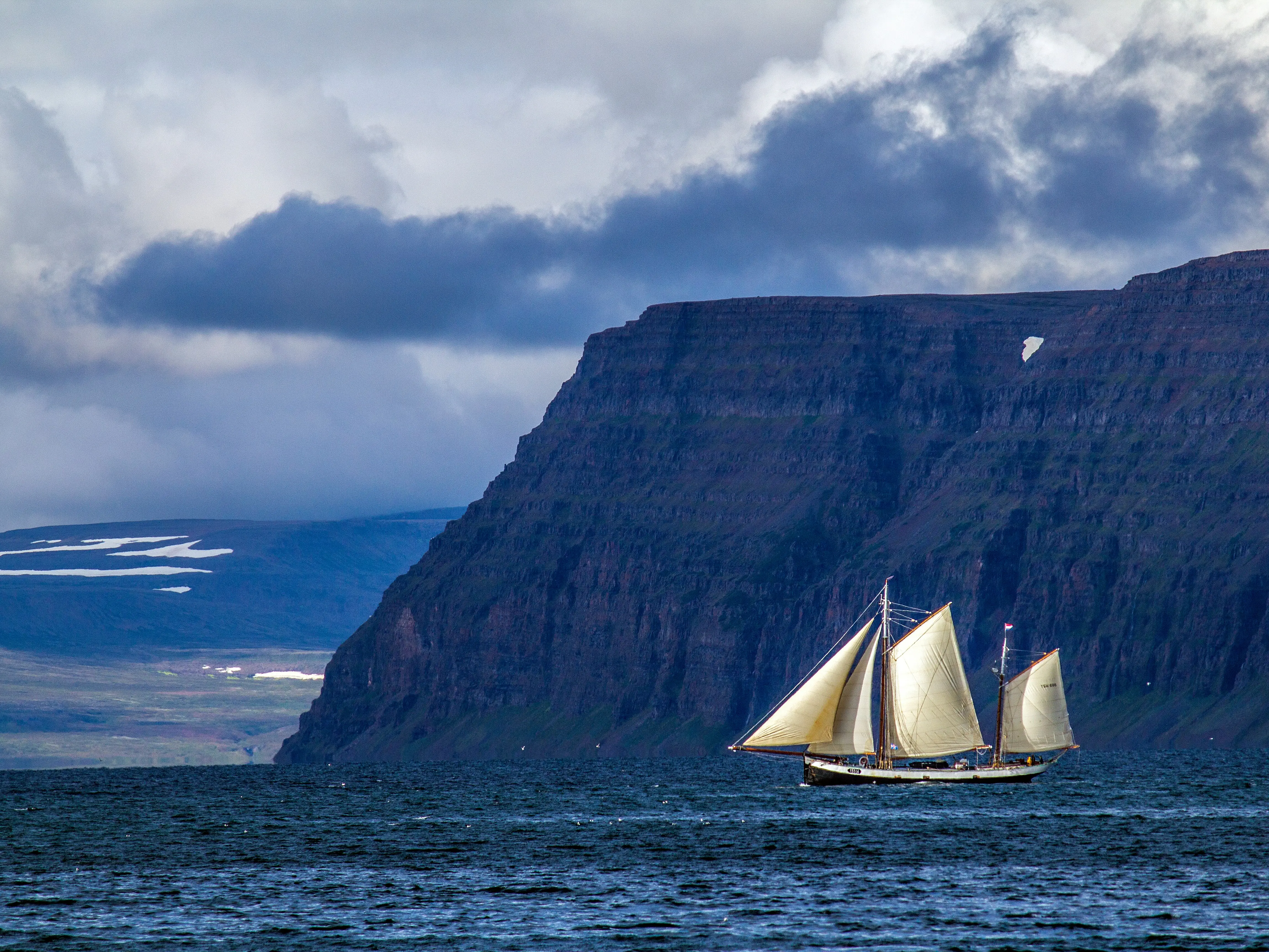 Looking for a destination where daylight lasts for months? Visit this place Looking for a destination where daylight lasts for months? Visit this place