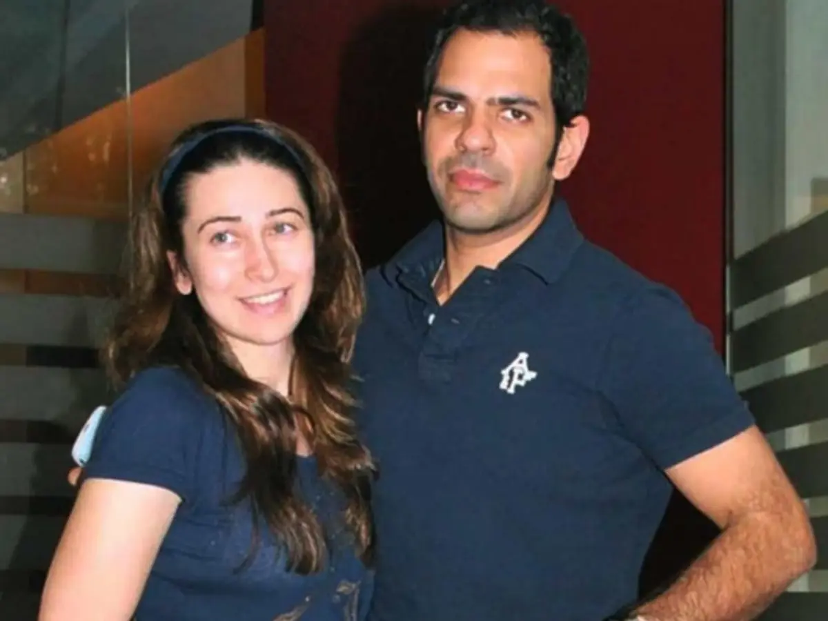 Karisma Kapoor shares heartfelt post on fromer husband Sunjay Kapur's death anniversary amid intense family inheritance battler
