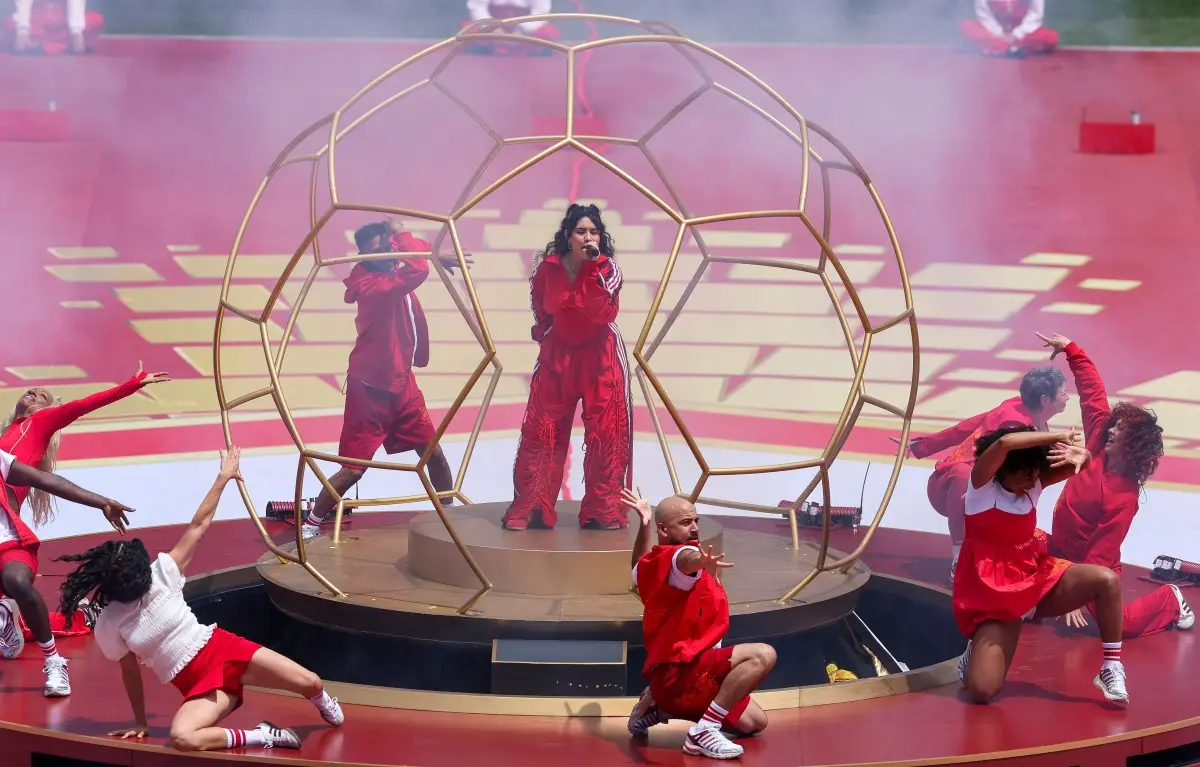 Alessia Cara mesmerises with her stellar performance