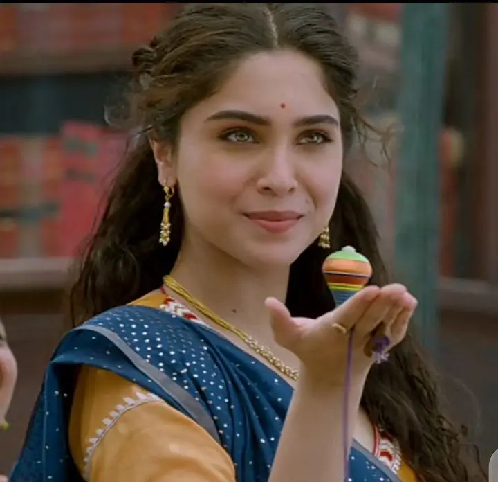 Sharvari as Viraaj - Maharaj