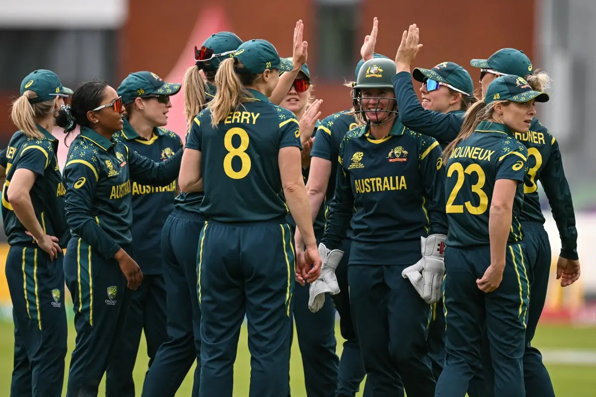 Phoebe Litchfield stars as Australia hammer South Africa in Women's T20 World Cup opener
