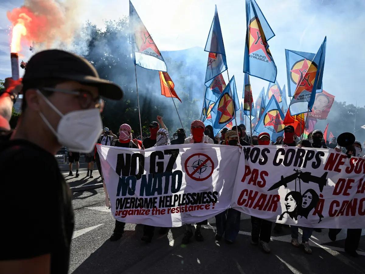 G7 protest shakes Geneva as peaceful carnival spirals into violent clashes