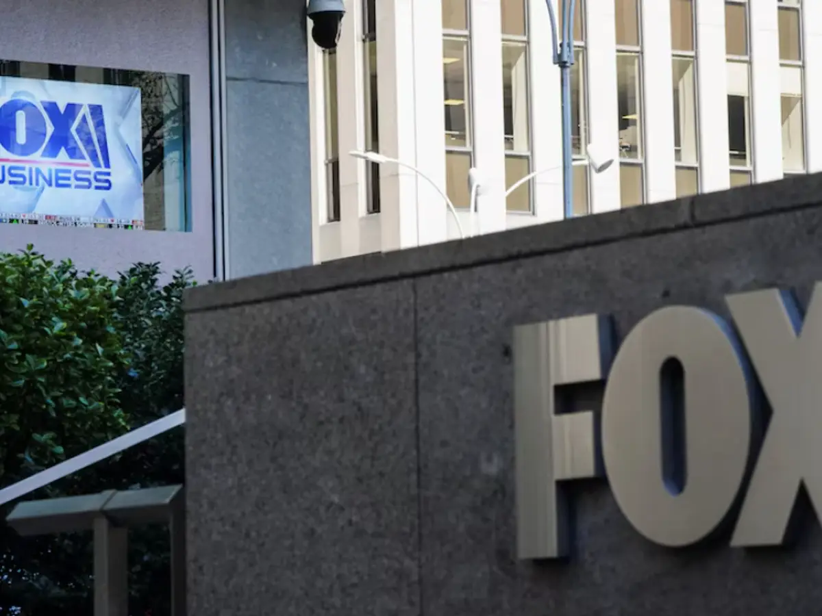 Fox agrees to buy Roku for 22 billion deal to
