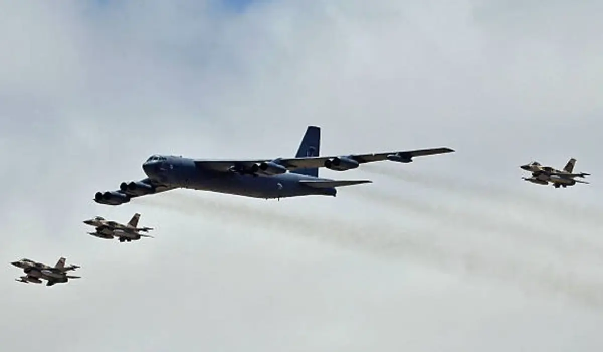 What happens when a B-52 bomber flies for 20 hours without landing?