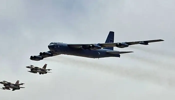 'The B-52 bomber's incredible range': How far can it fly on a single tank of fuel?