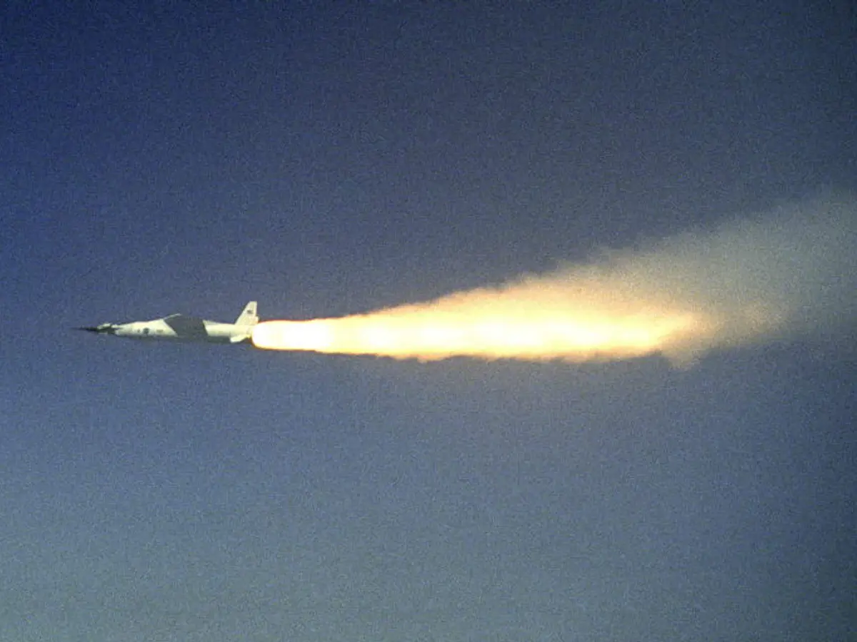 Combat history and operations: How B-52 bomber became backbone of US ...