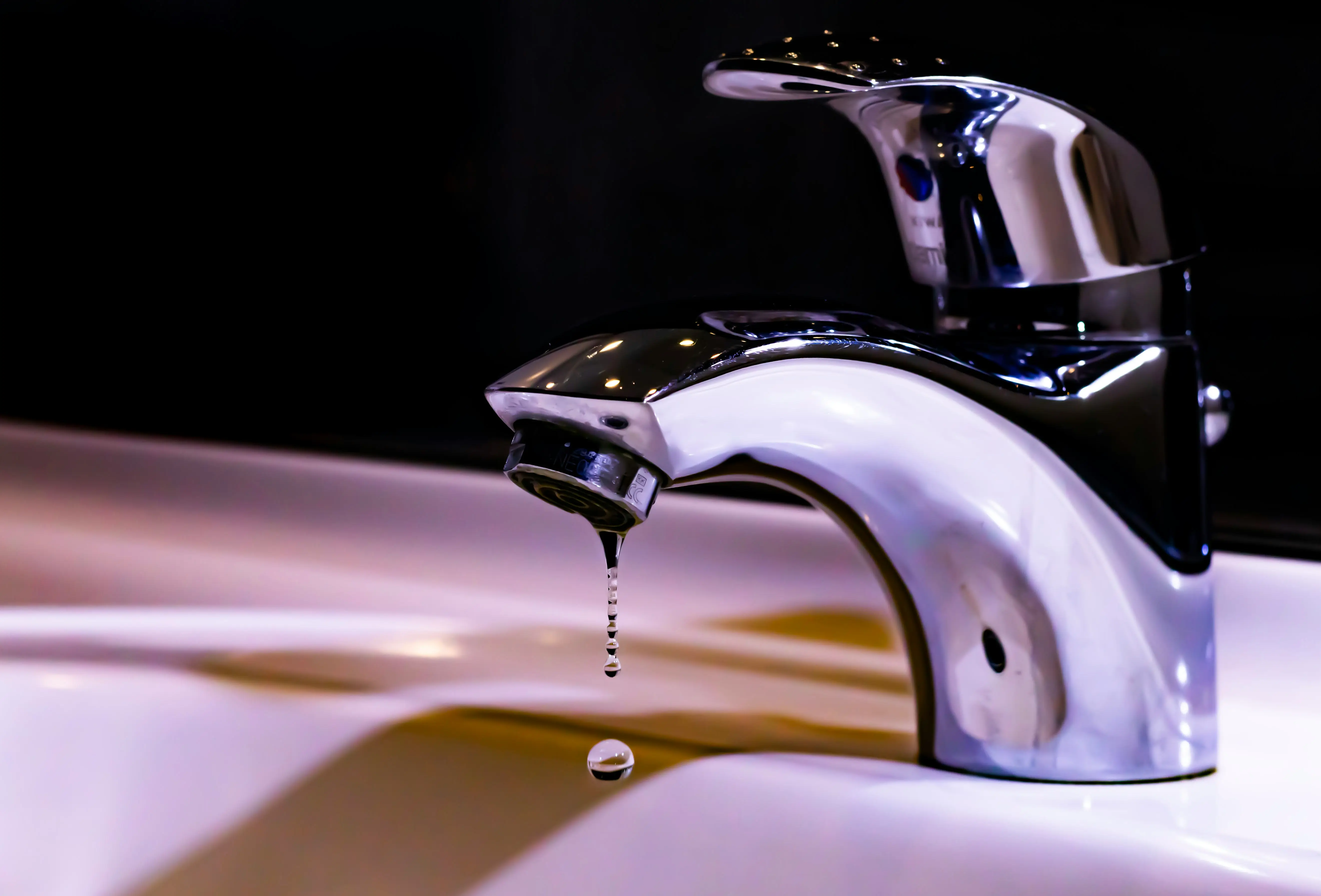Is hot water secretly damaging your skin?