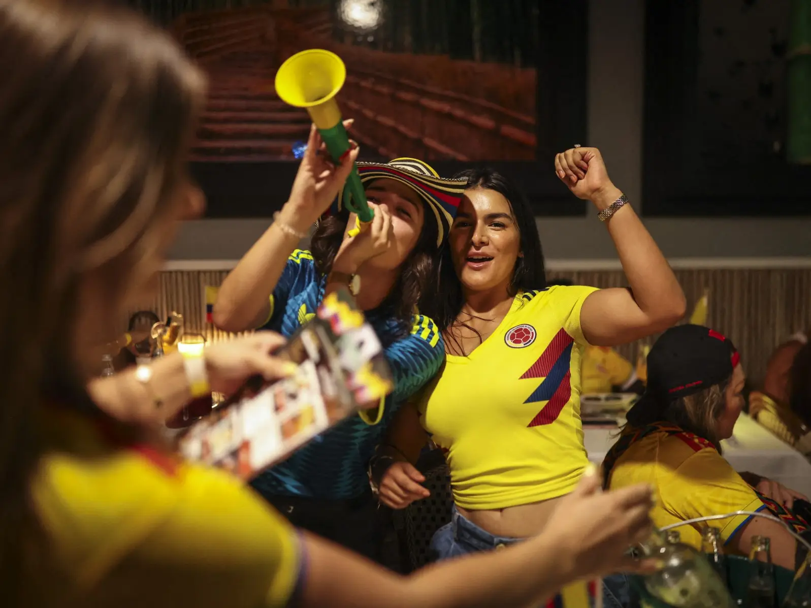 Forget football. World Cup fans are obsessed with Taco Bell, Waffle House and Texas BBQ. What's happening?