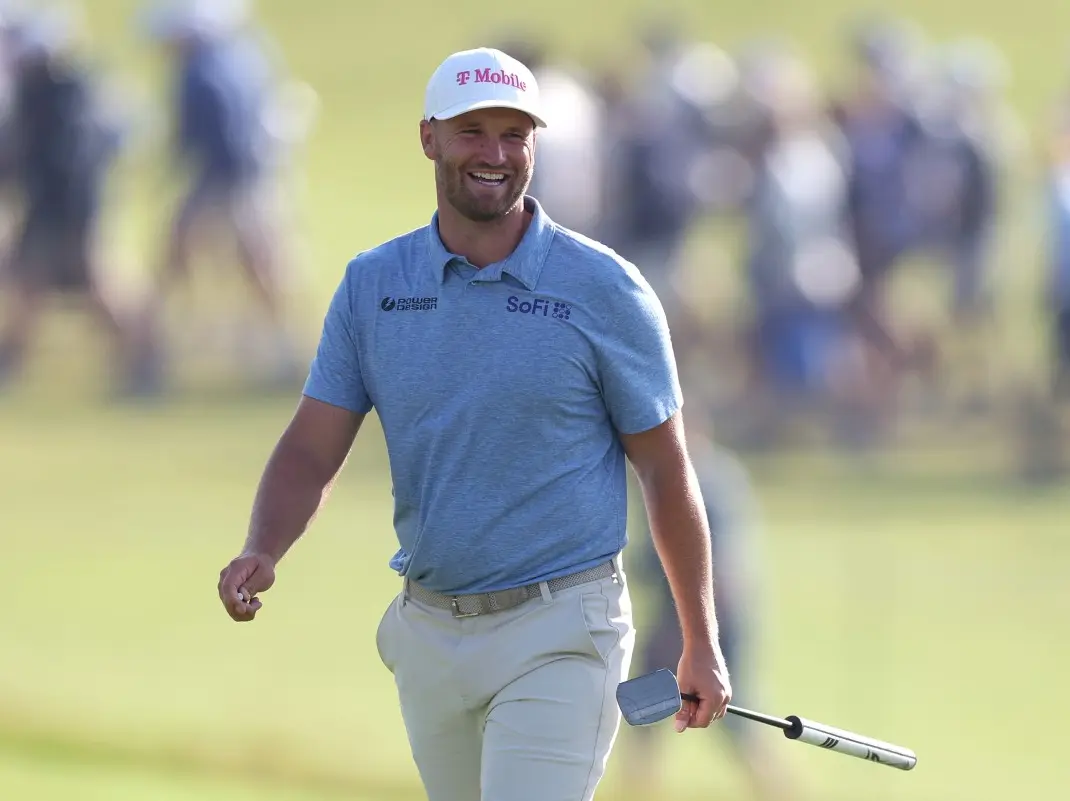 US Open Round 1: American Wyndham Clark takes four-stroke lead on suspended day 1 US Open Round 1: American Wyndham Clark takes four-stroke lead on suspended day 1