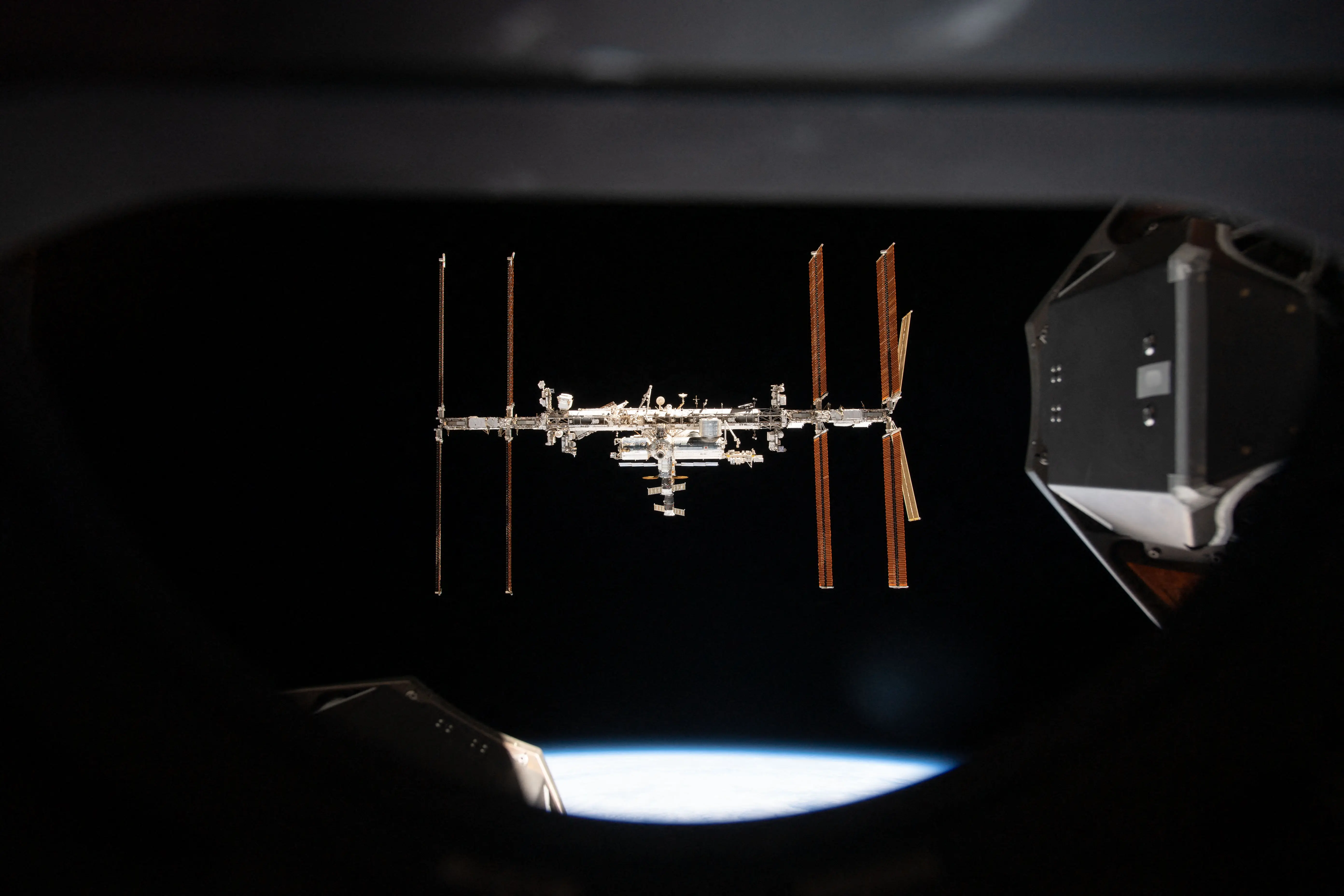 Russian space agency wanted to 'drill and saw' the ISS leak wall, NASA officials say