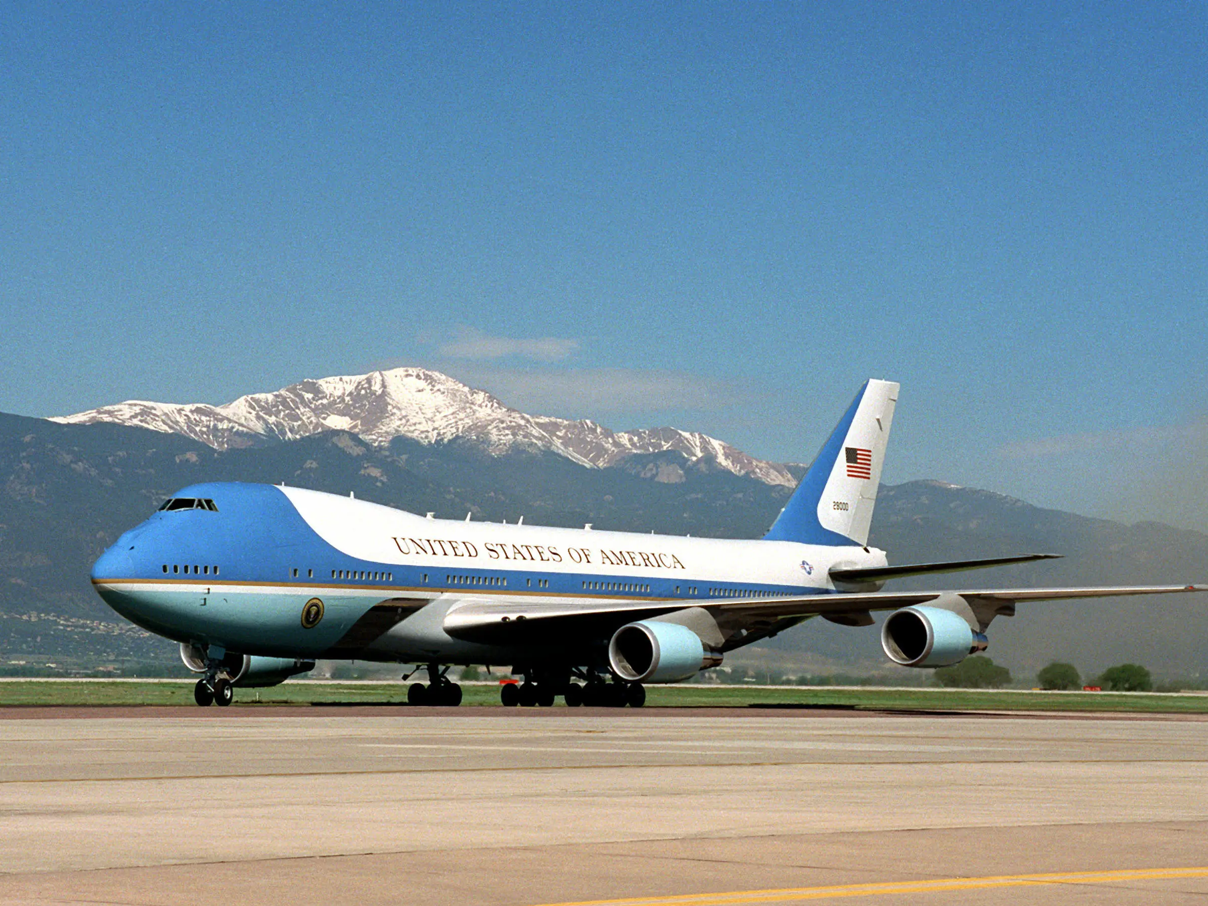 'Farewell and thank you': Air Force One to be replaced by Qatari jet soon? Look at the aircraft that carried seven US presidents