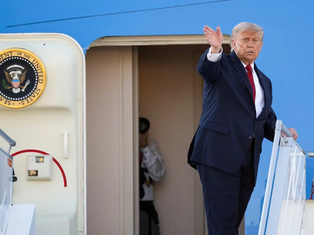 Trump signs orders on quantum computers and cryptography: What do they mean for your data privacy? Trump signs orders on quantum computers and cryptography: What do they mean for your data privacy?