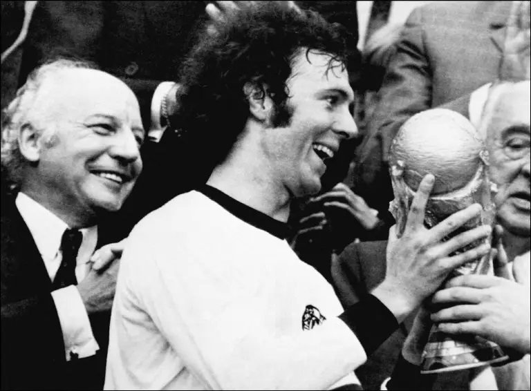 West Germany 1974: Home success against total football