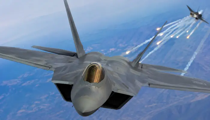 Why the F-22 still carries a 20mm cannon despite rarely using it