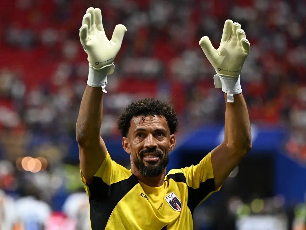 Tears of joy! Cape Verde goalkeeper Vozinha's World Cup dream comes true before Uruguay clash - WATCH