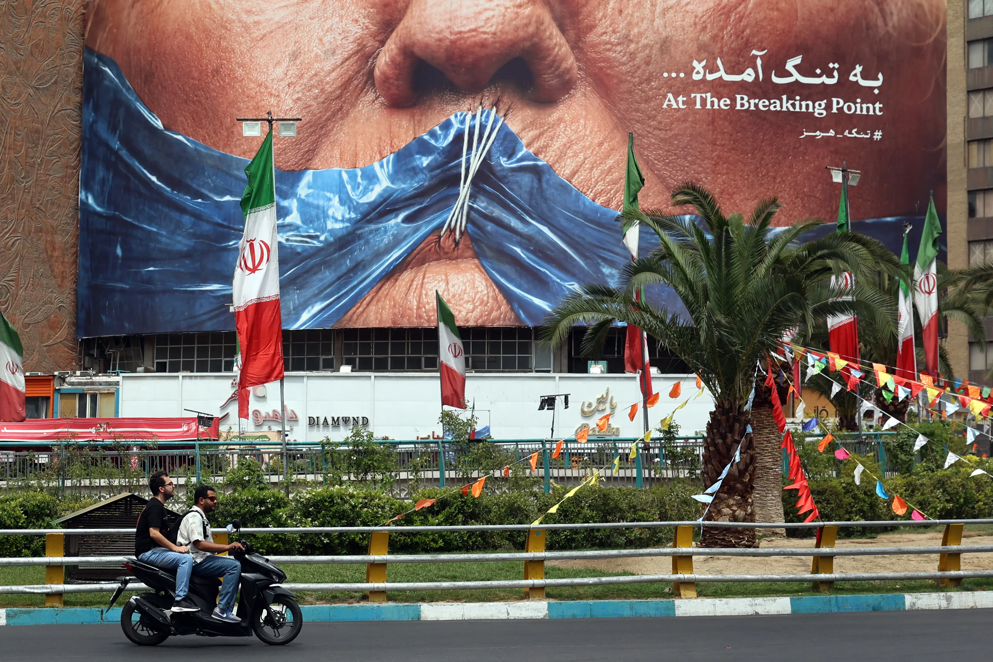 'There will be NO TOLLS': Trump pushes back on Iran's Hormuz fee plan, threatens US tolls if talks fail