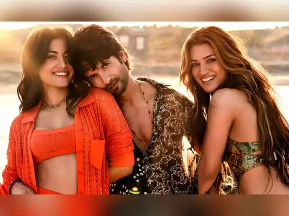Cocktail 2 box office collection day 2: Shahid Kapoor, Kriti Sanon, Rashmika Mandanna's film sees growth on Saturday Cocktail 2 box office collection day 2: Shahid Kapoor, Kriti Sanon, Rashmika Mandanna's film sees growth on Saturday