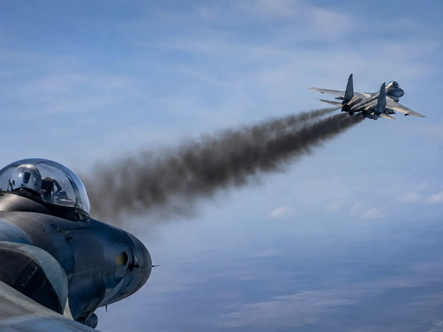 10 km combat visibility New RD-33MK engine modifications Visible exhaust is a deliberate aerodynamic trade-off rather th