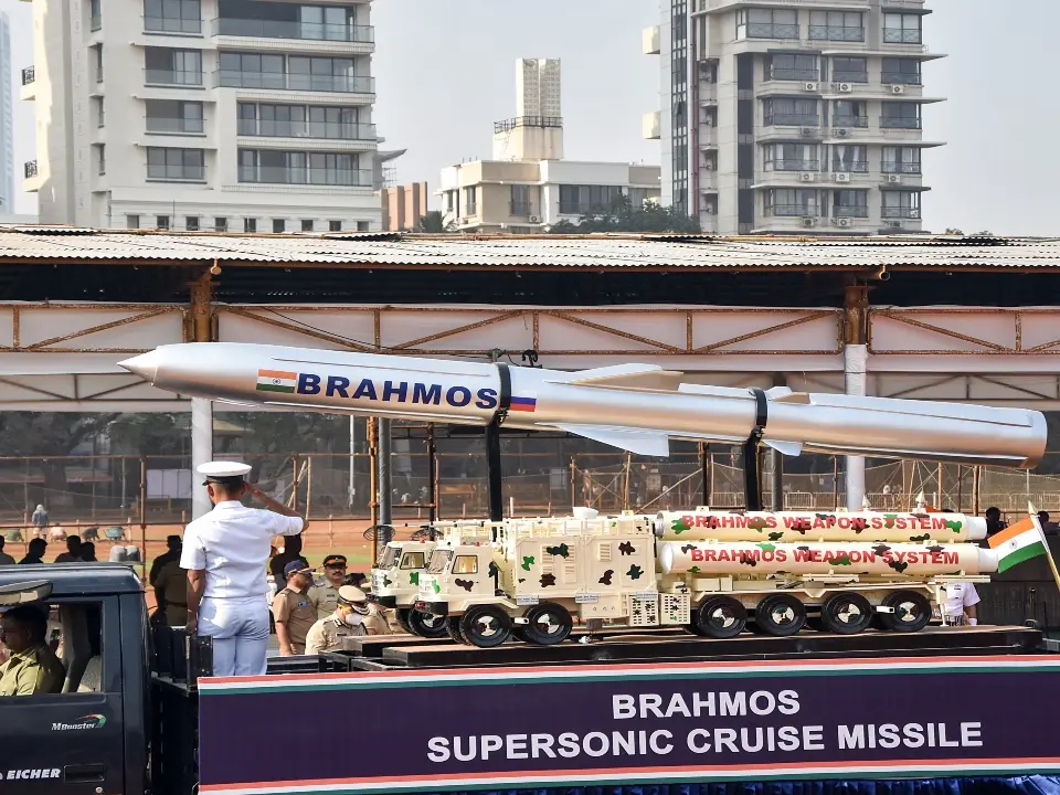 India to sell supersonic BrahMos missile to UAE, talks in its initial stages: Report India to sell supersonic BrahMos missile to UAE, talks in its initial stages: Report