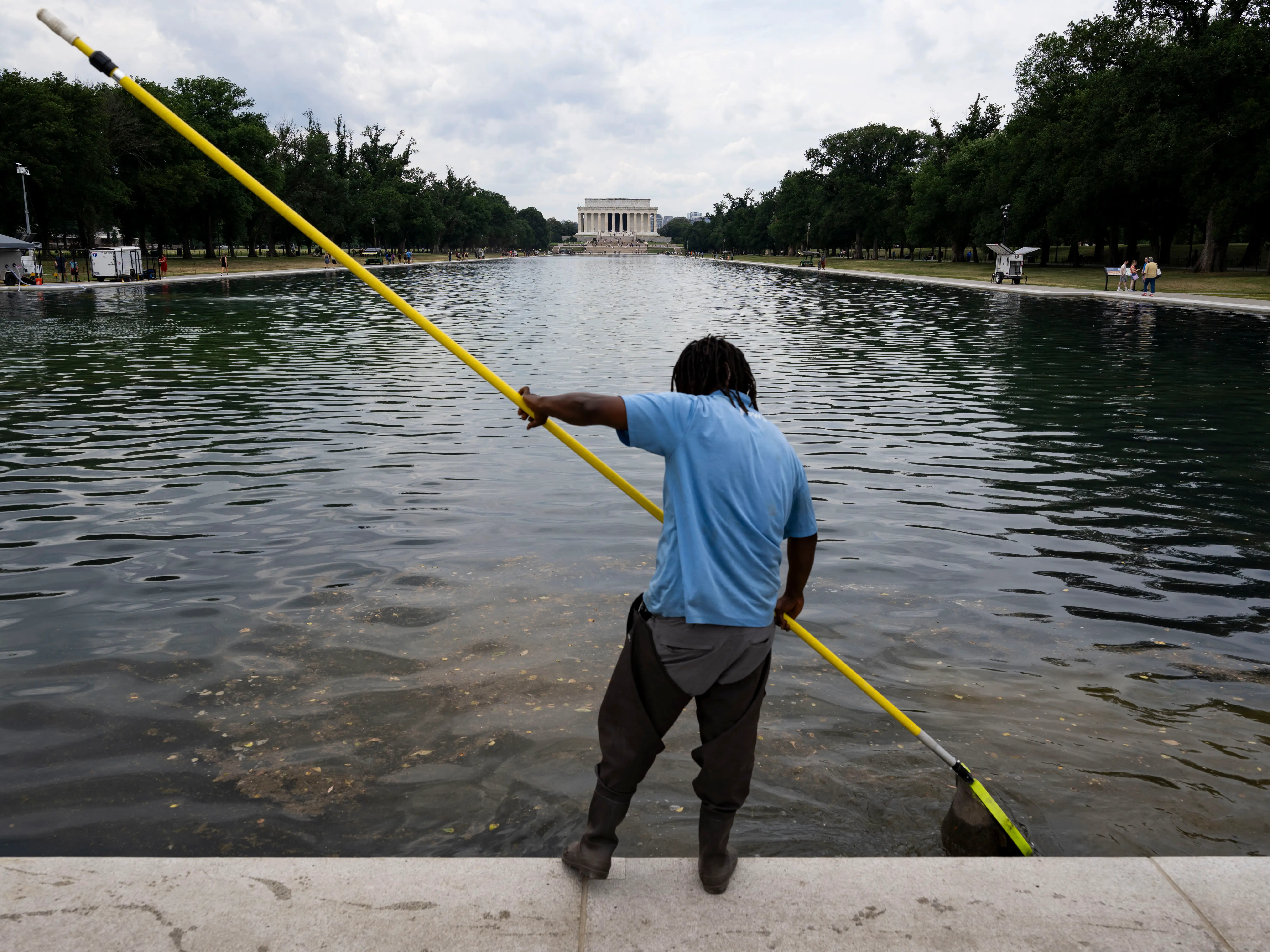 'One of the worst in business': Trump threatens to sue ABC news over Reflecting Pool report 'One of the worst in business': Trump threatens to sue ABC news over Reflecting Pool report