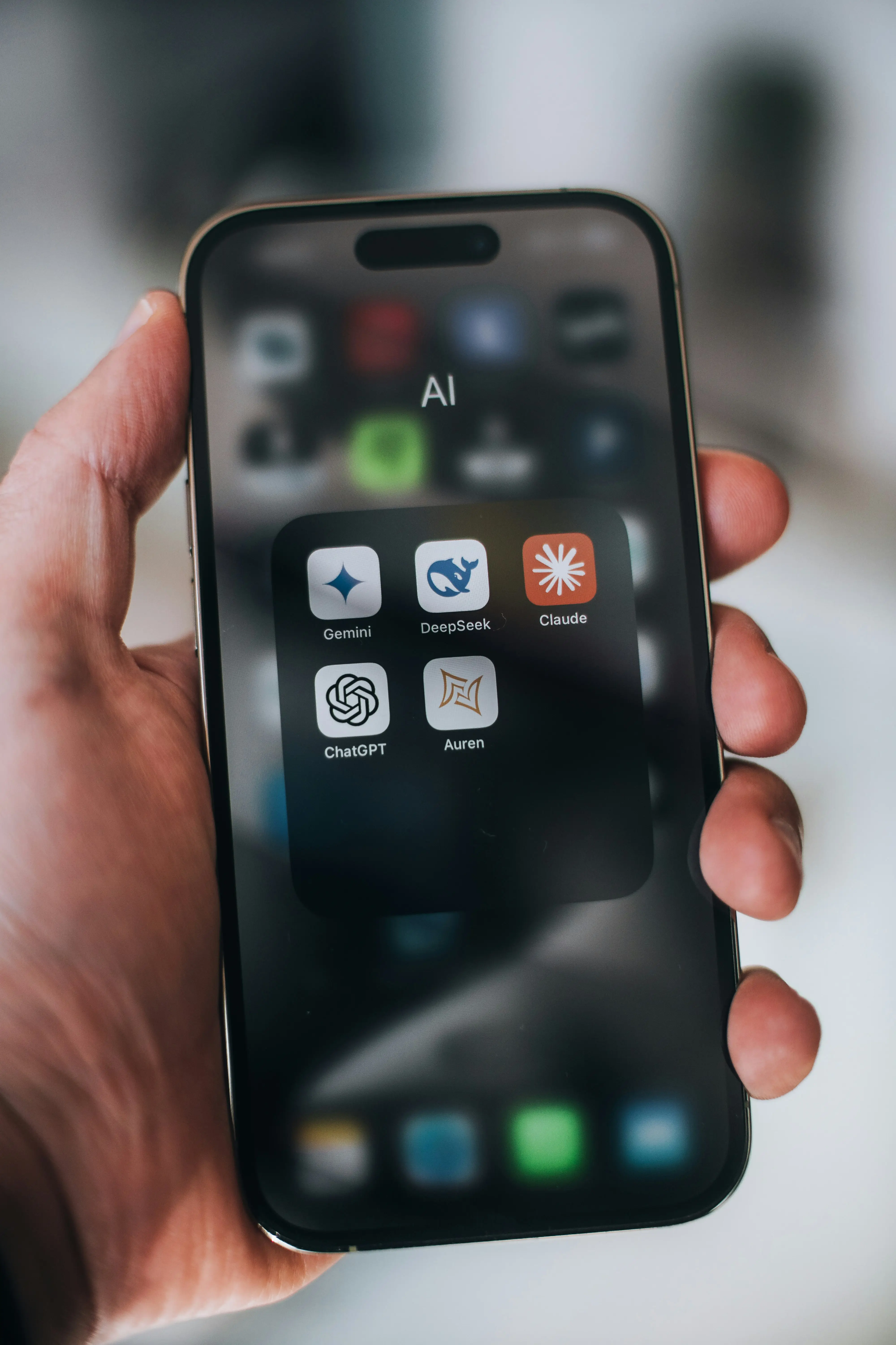 Chinese AI which runs locally challenges premium models like ChatGPT and Claude