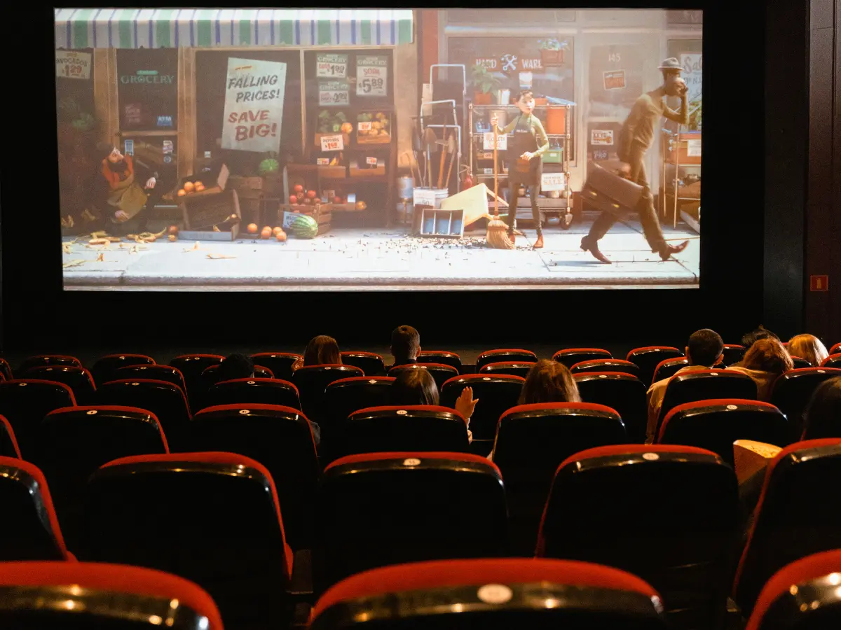 Free films, cool air: Geneva opens cinemas to seniors amid heatwave