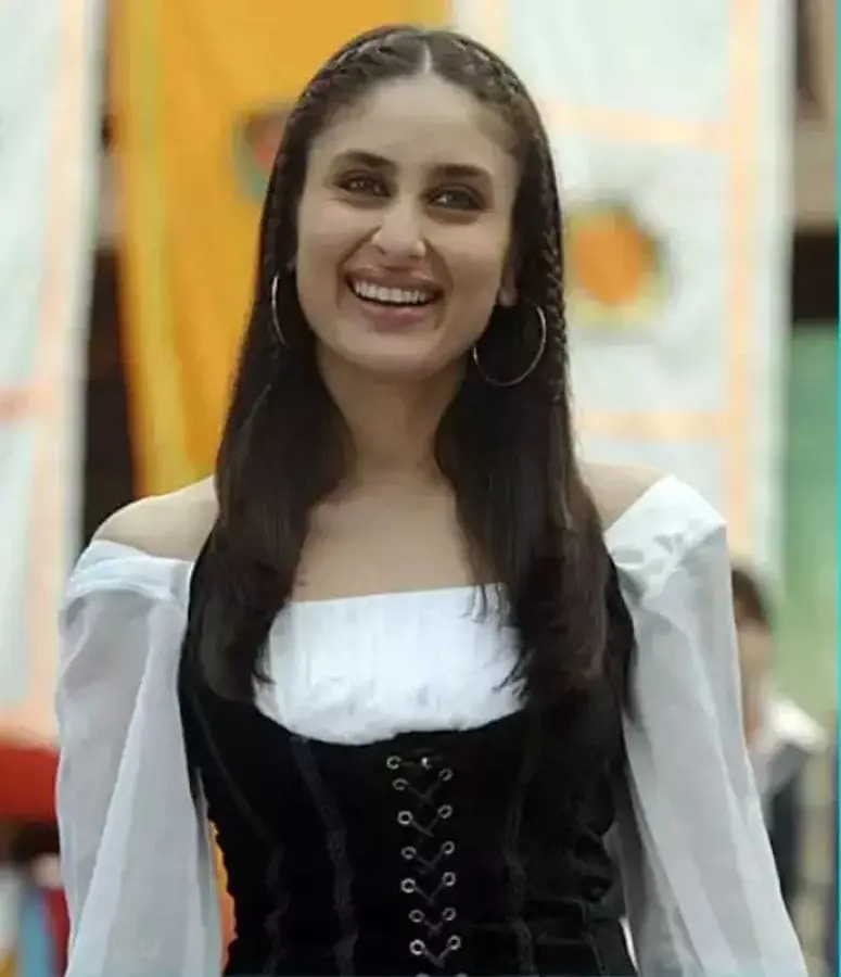Kareena Kapoor Khan as Geet - Jab We Met