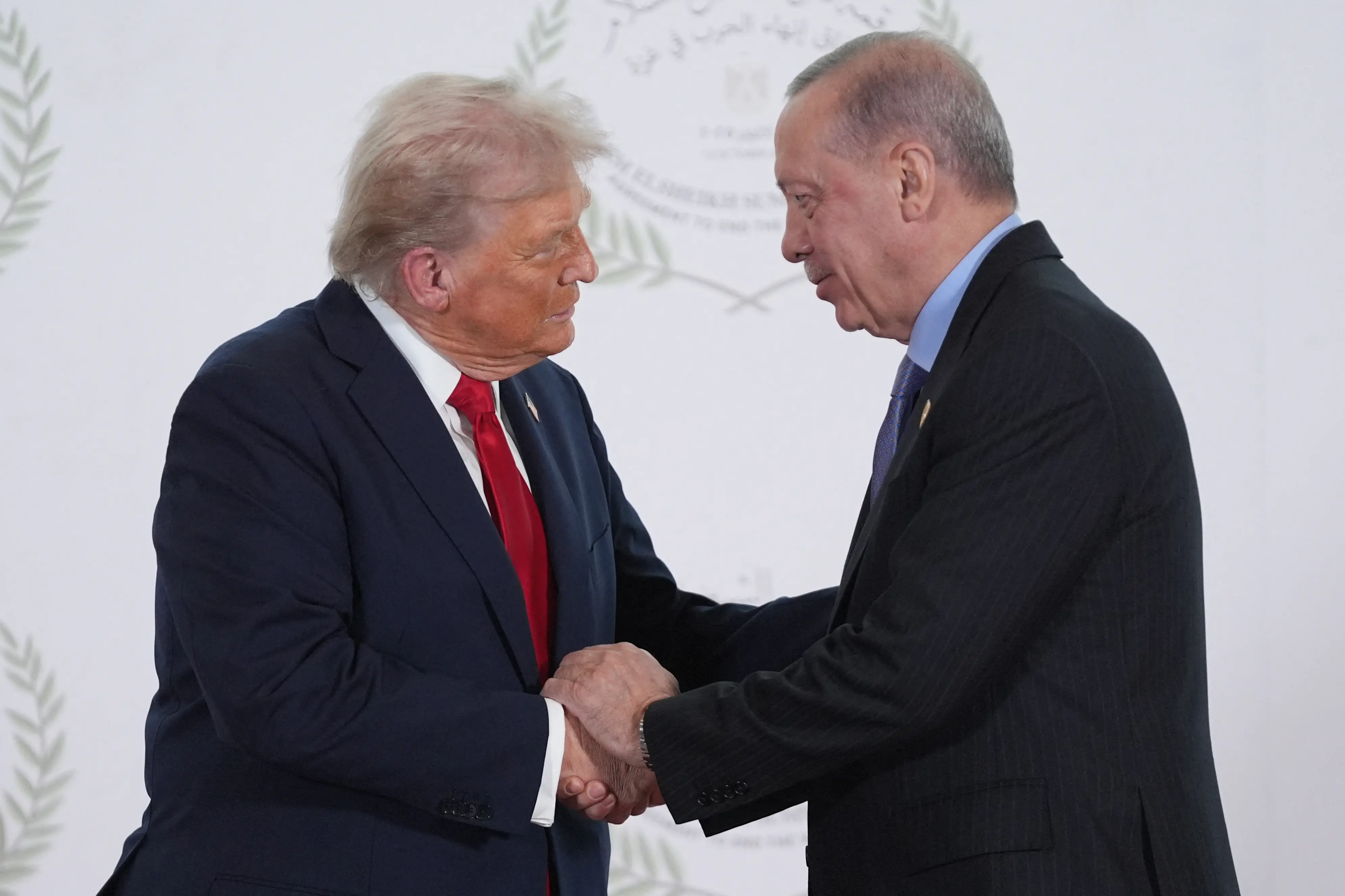 Trump pushes $700 million jet engine deal with Turkey, sparking Congressional backlash