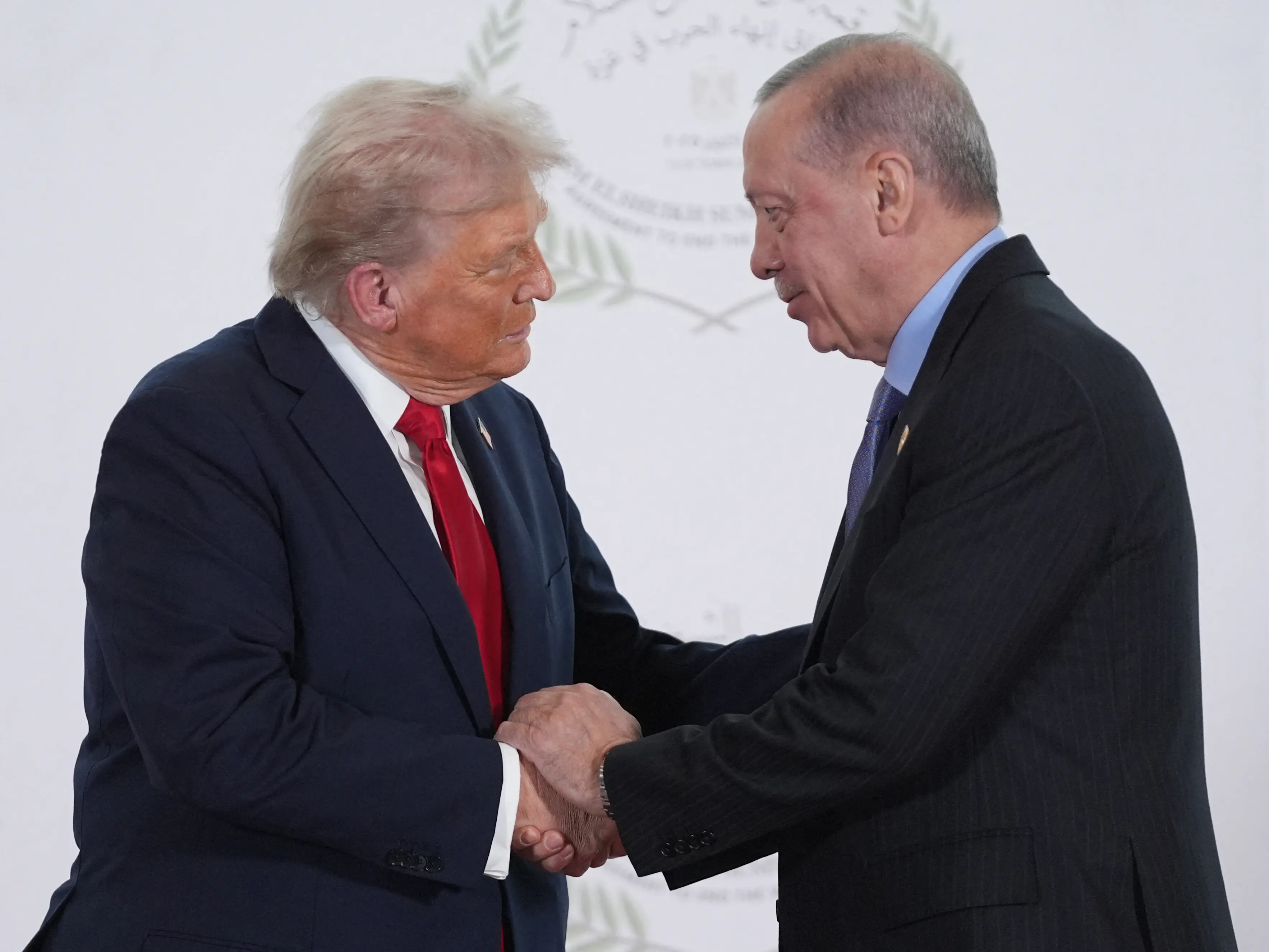Trump pushes $700 million jet engine deal with Turkey, sparking Congressional backlash Trump pushes $700 million jet engine deal with Turkey, sparking Congressional backlash