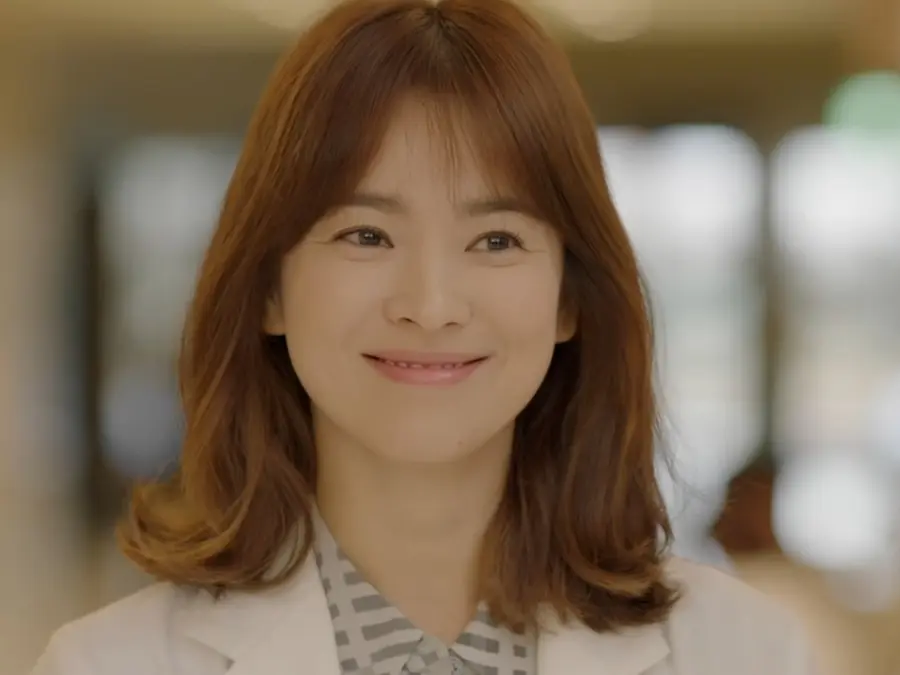 Descendants of the Sun star Song Hye Kyo quits agency after 14 years, shares heartfelt note