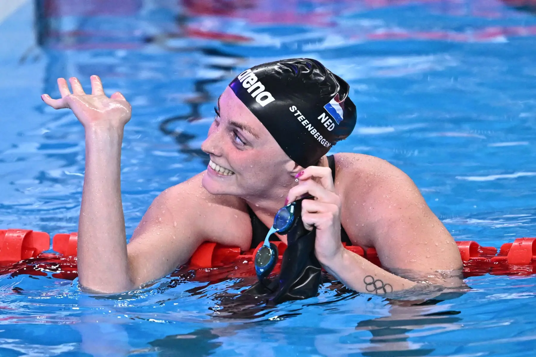 Marrit Steenbergen smashes Sarah Sjostrom's women's 100m freestyle world record in Rome