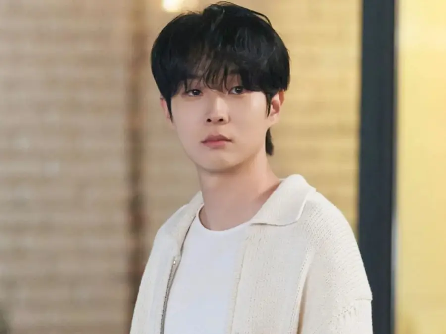 Parasite star Choi Woo Shik clarifies racism claims; Here's what happened