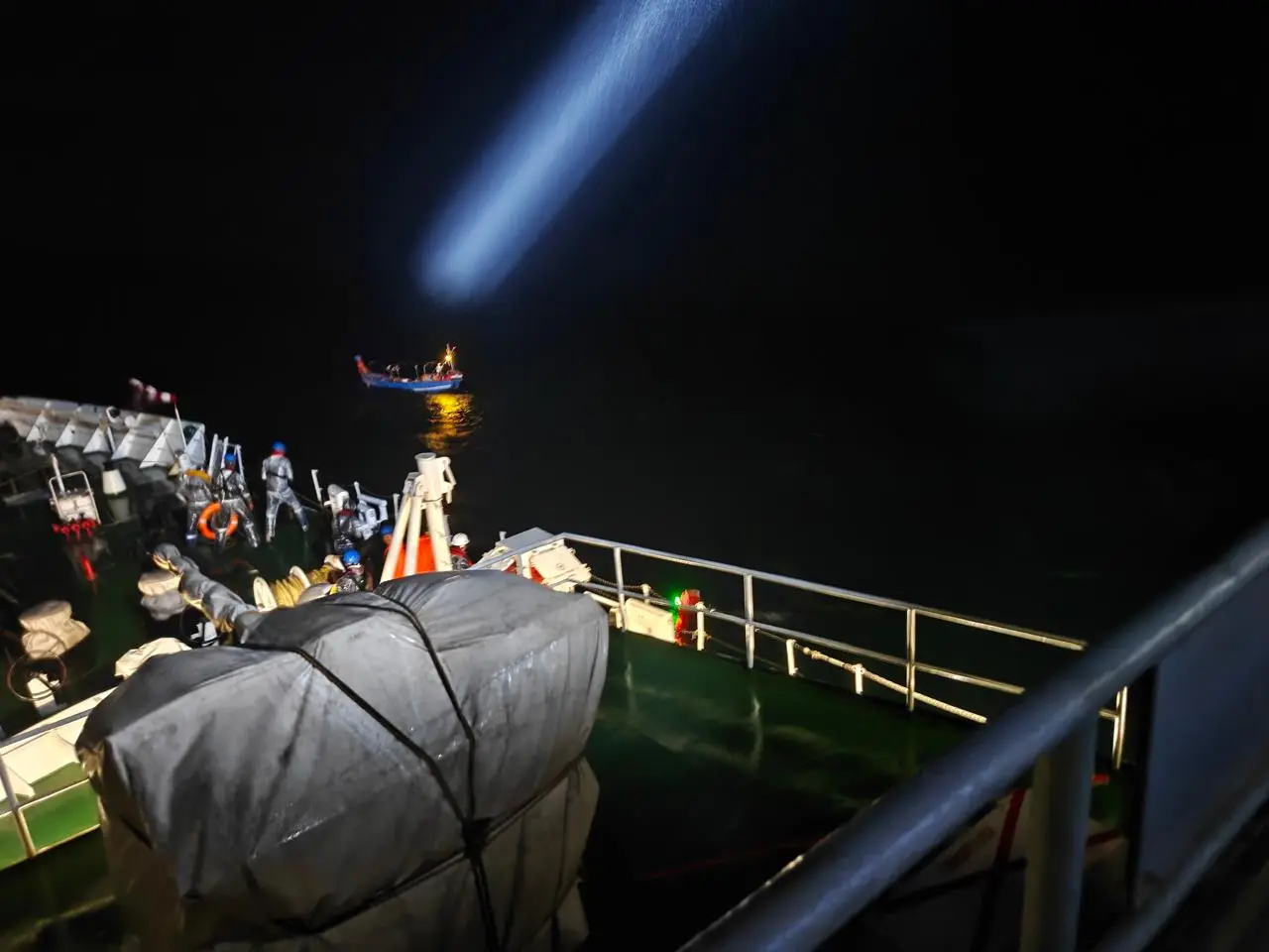 Amid rough seas, Indian Coast Guard rescues 6 fishers off Mangaluru using remote-controlled buoys