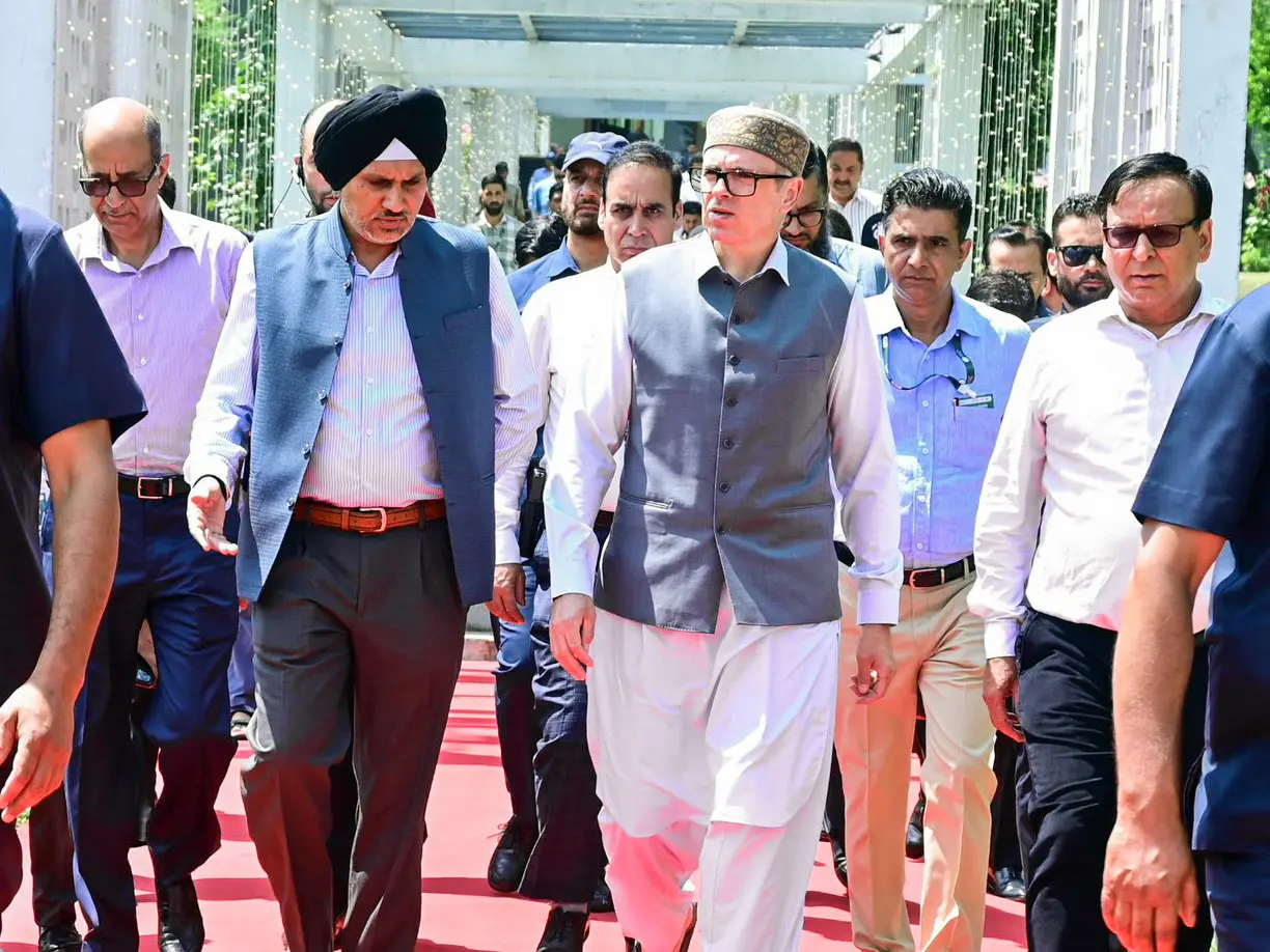 J&K CM writes to Punjab over alleged unauthorised levies on livestock vehicles J&K CM writes to Punjab over alleged unauthorised levies on livestock vehicles