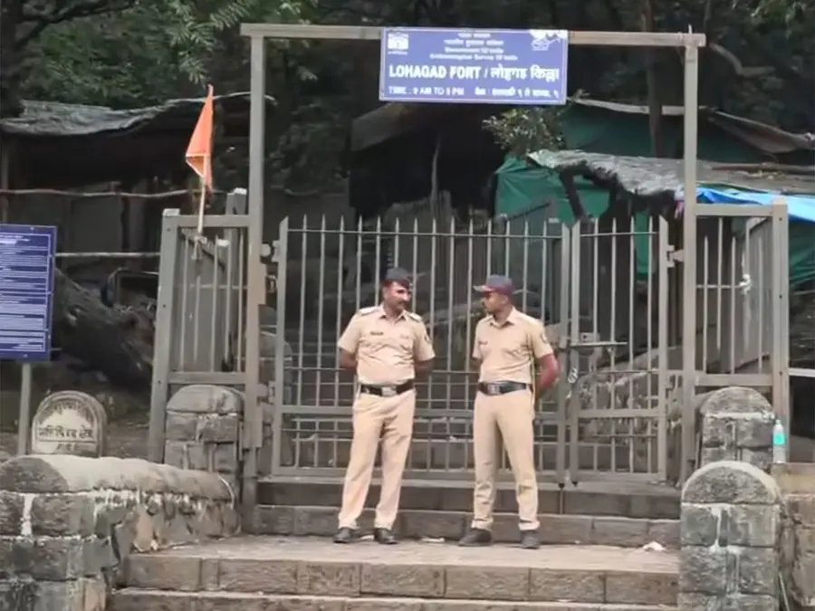 Morbid curiosity: Crowds throng Lohagad Fort crime scene, dub it ‘Siya Point’